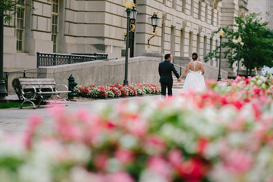ronald-reagan-building-wedding-washington-dc_0101.jpg