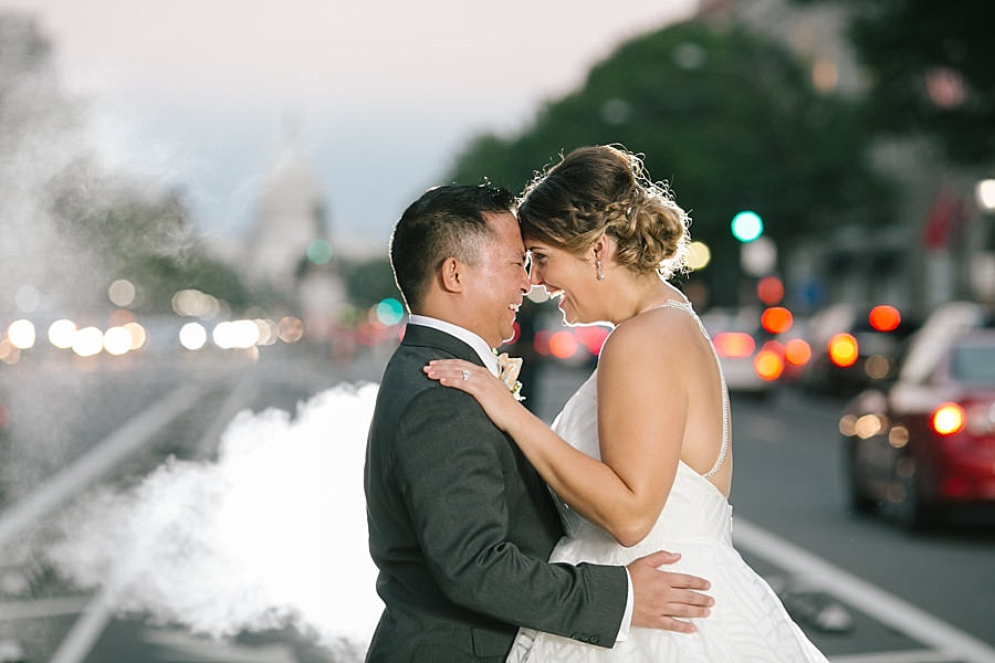 ronald-reagan-building-wedding-washington-dc_0113.jpg