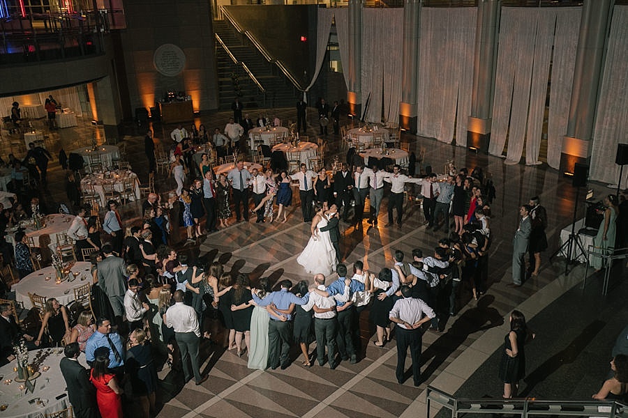 ronald-reagan-building-wedding-washington-dc_0140.jpg
