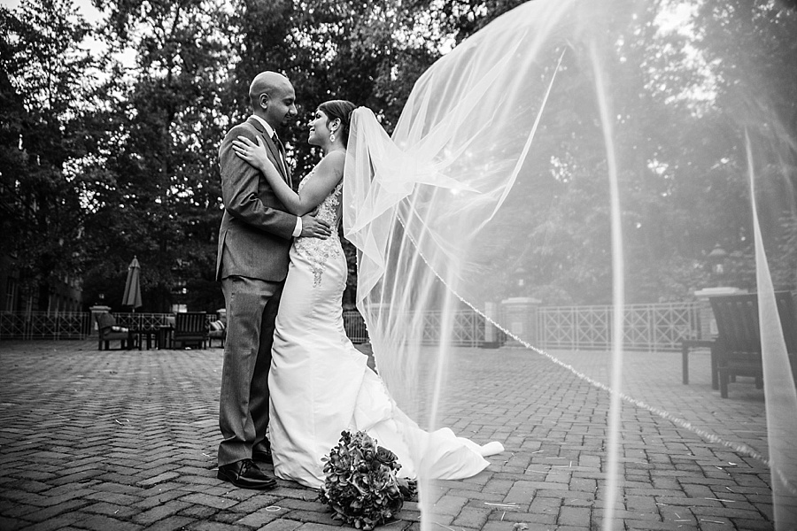 ronald-reagan-building-wedding-washington-dc_0210.jpg