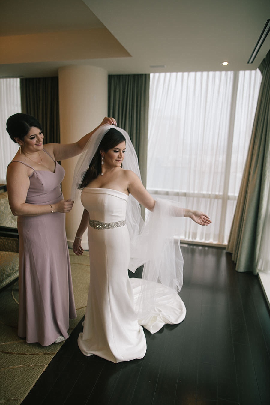four-seasons-hotel-baltimore-wedding_0012.jpg