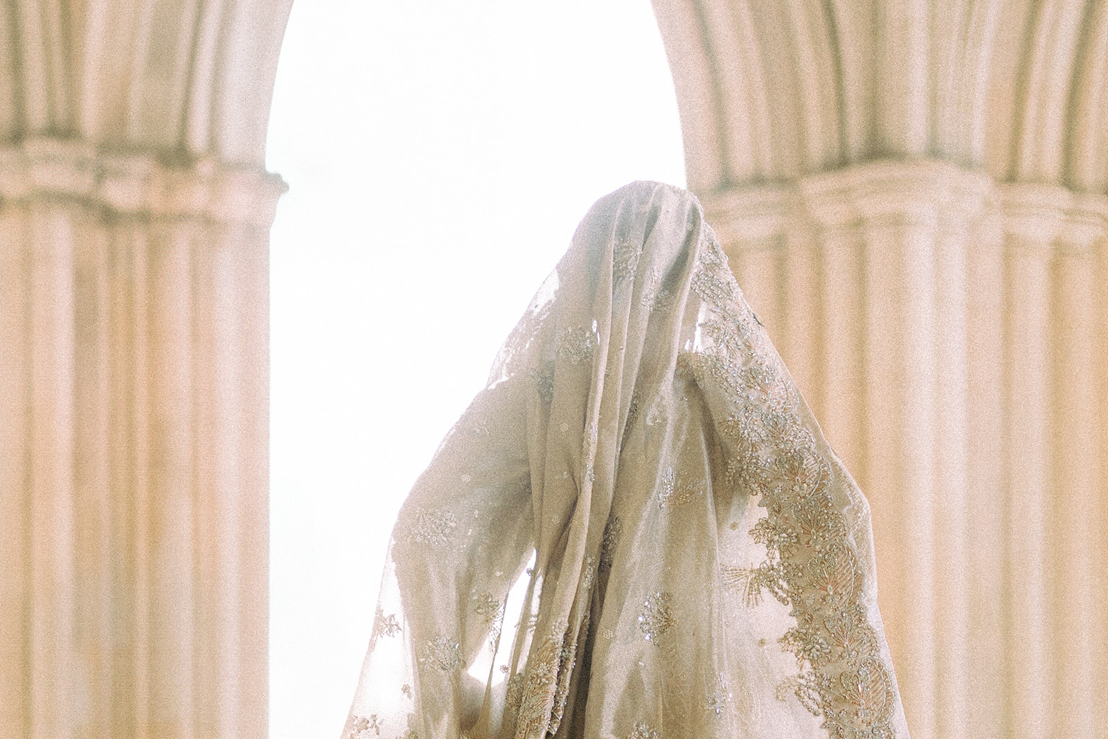 Wedding photography by Nat Wongsaroj Studio lead photographers