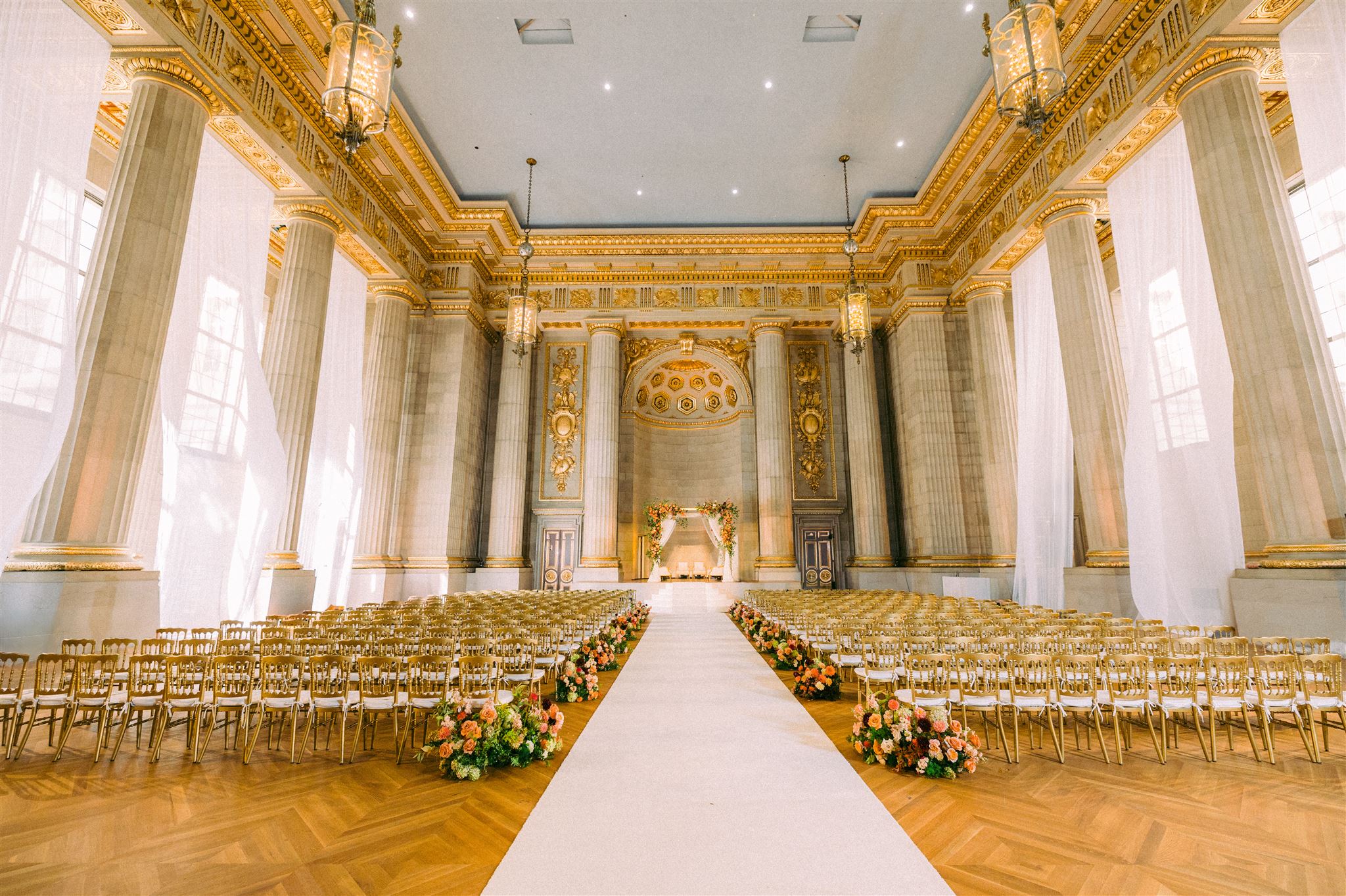 Wedding photography by Nat Wongsaroj Studio lead photographers