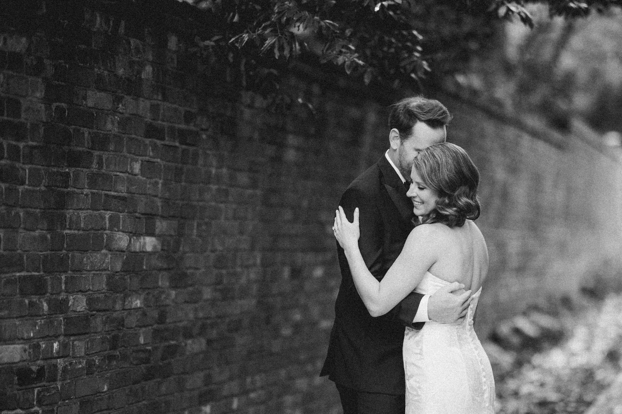 Wedding photography by Nat Wongsaroj Studio lead photographers